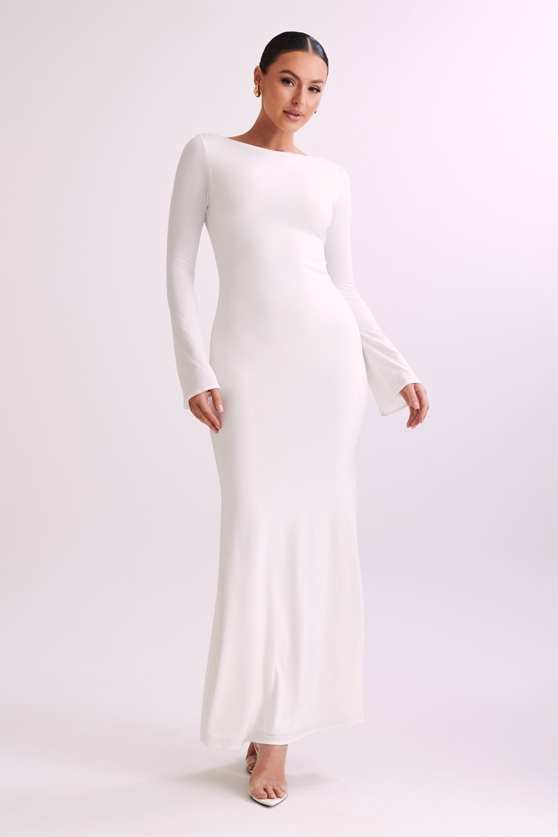 Elfenbeinfarbenes Kleid
