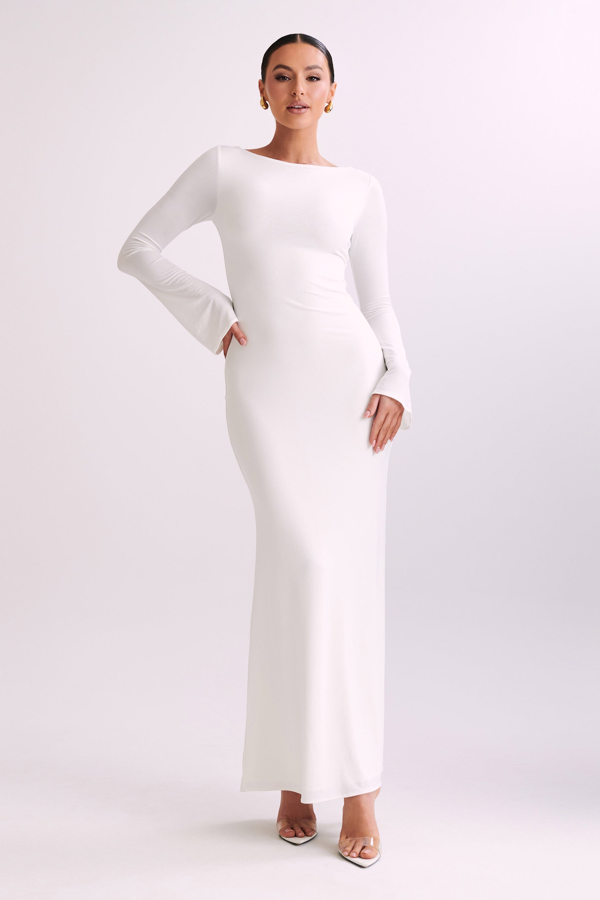 Elfenbeinfarbenes Kleid